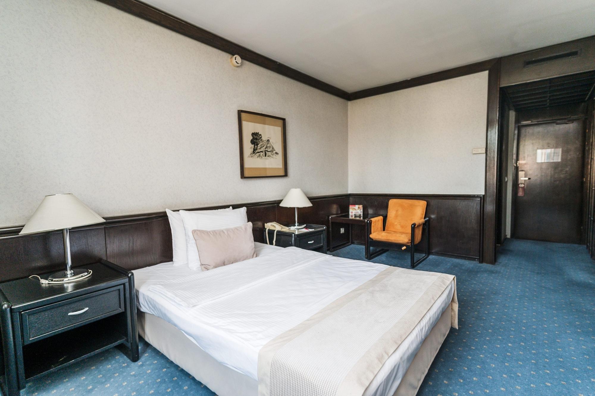 Hotel Hotel Holiday