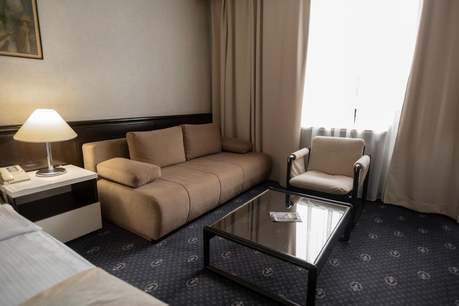 Hotel Hotel Holiday